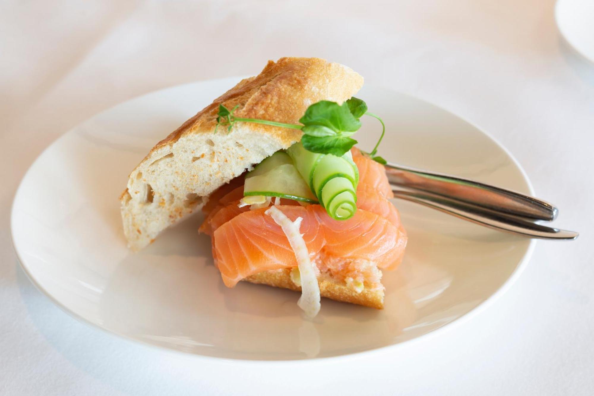 Restaurant-Hotel De Watergeus Noorden Екстериор снимка
