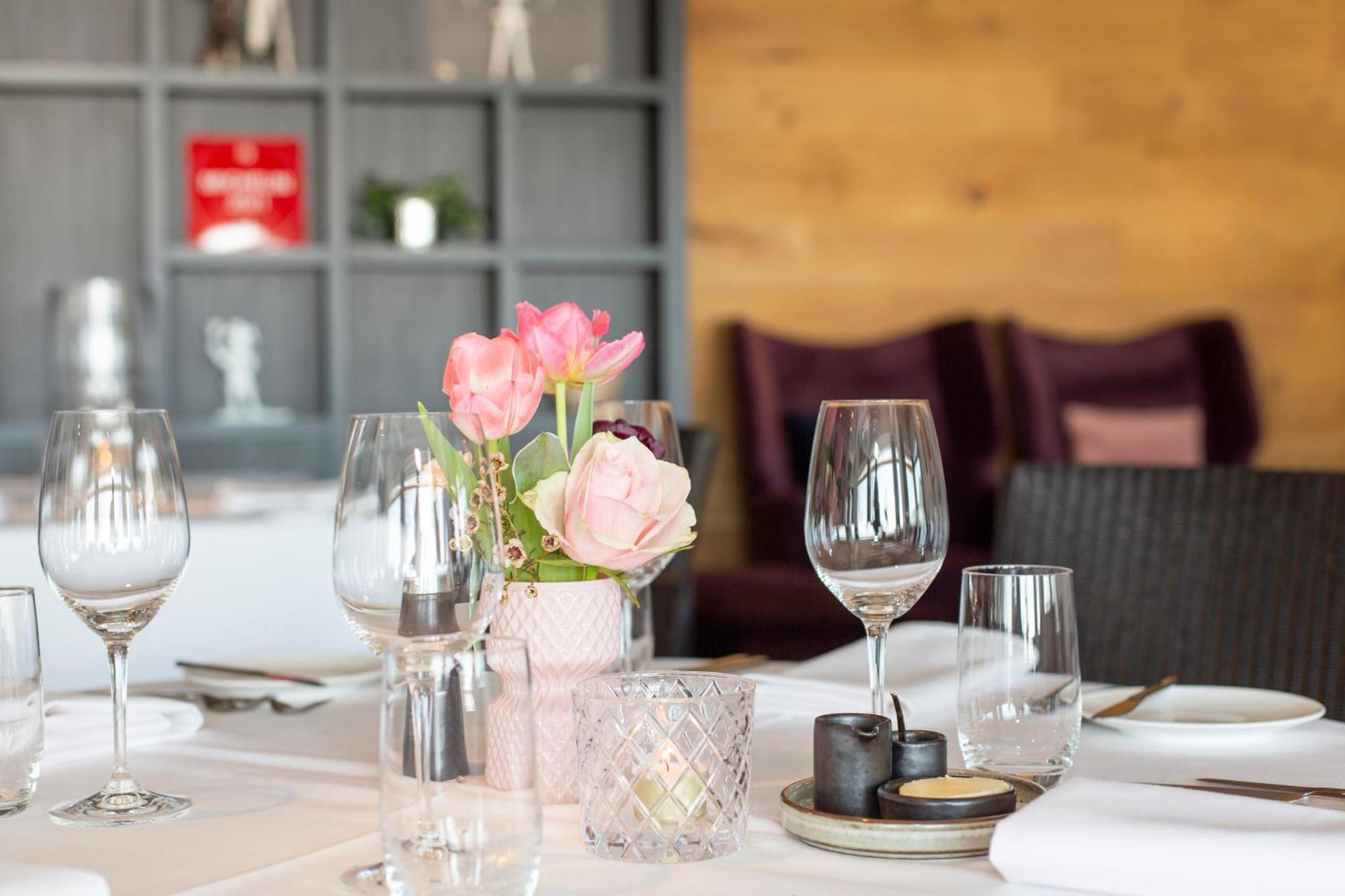 Restaurant-Hotel De Watergeus Noorden Екстериор снимка